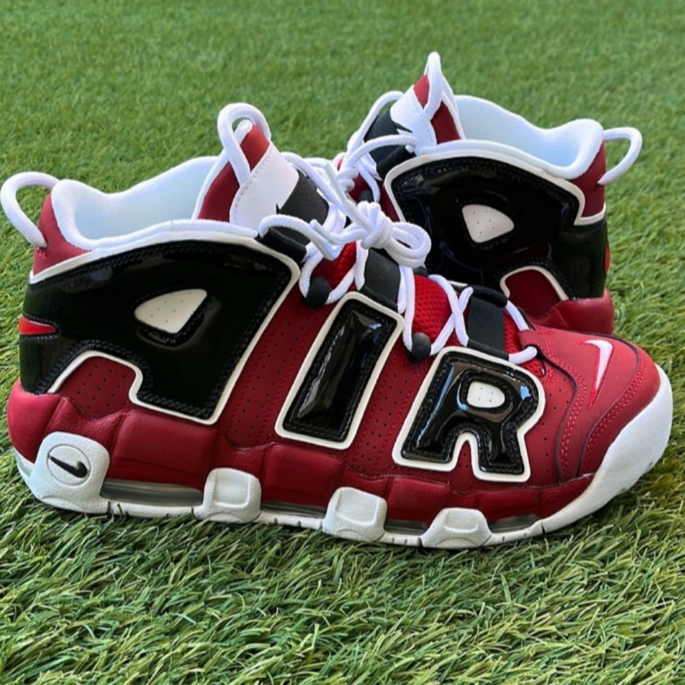 Nike Air More Uptempo size 2.5 youth